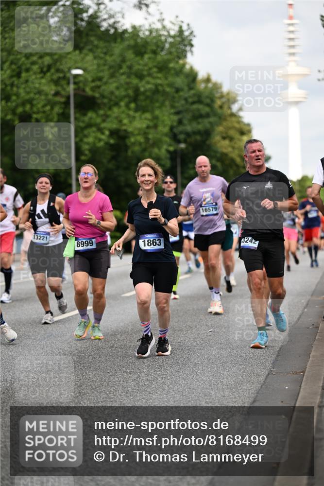 29.06.2025 - hella hamburg halbmarathon Dr. Thomas Lammeyer http://msf.ph/oto/8168499 29.06.2025 10:09:33 Kennedybrücke 1213, 1863, 2298, 3071, 3578, 4014, 4220, 4782, 4868, 5073, 5869, 6059, 7138, 7826, 8316, 8727, 8999, 9007, 9019, 9075, 9165, 9361, 9559, 9680, 9736, 9737, 9738, 10694 meine-sportfotos.de
