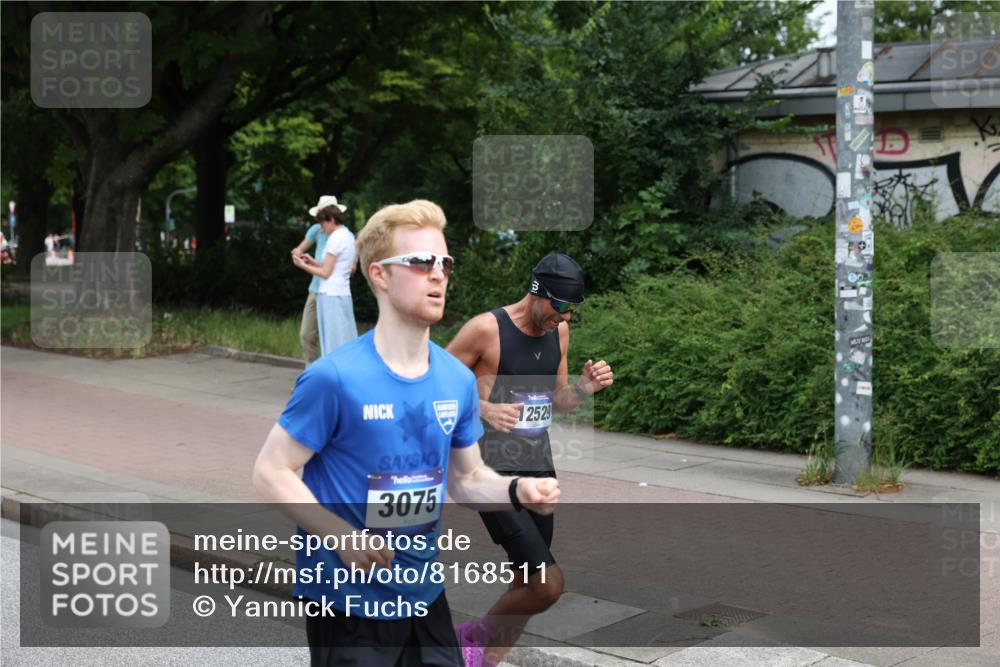 29.06.2025 - hella hamburg halbmarathon Yannick Fuchs http://msf.ph/oto/8168511 29.06.2025 10:23:23 20KM 1953, 2604, 3075, 7389, 12189, 12529, 13383, 15883 meine-sportfotos.de