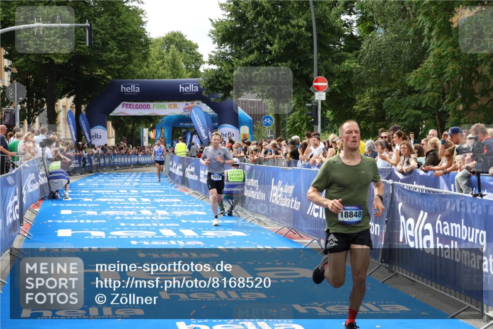 29.06.2025 - hella hamburg halbmarathon Zöllner http://msf.ph/oto/8168520 29.06.2025 10:20:05 Ziel 9255, 11829, 18848 meine-sportfotos.de
