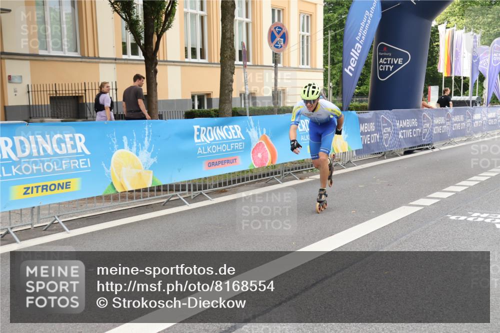 29.06.2025 - hella hamburg halbmarathon Strokosch-Dieckow http://msf.ph/oto/8168554 29.06.2025 09:07:10 Ziel 20415, 20479 meine-sportfotos.de