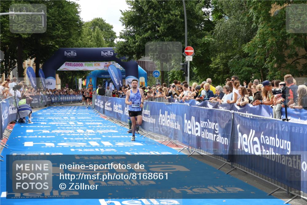 29.06.2025 - hella hamburg halbmarathon Zöllner http://msf.ph/oto/8168661 29.06.2025 10:20:10 Ziel 11829 meine-sportfotos.de