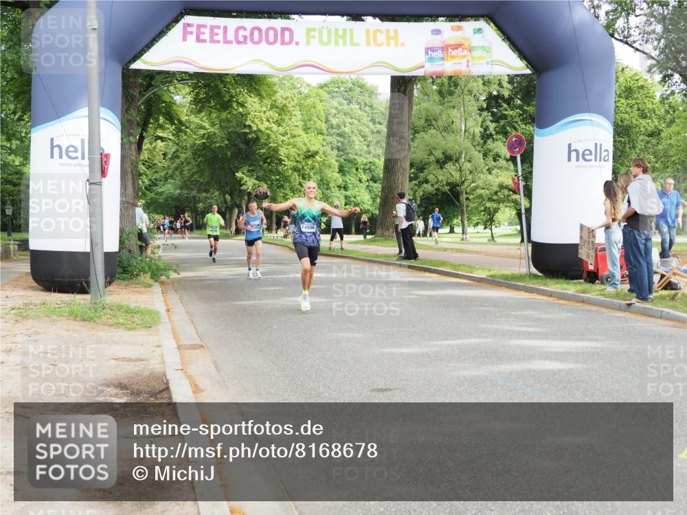 29.06.2025 - hella hamburg halbmarathon MichiJ http://msf.ph/oto/8168678 29.06.2025 10:14:44 Zwischen KM18-KM19 2892, 7142, 14506, 16361 meine-sportfotos.de