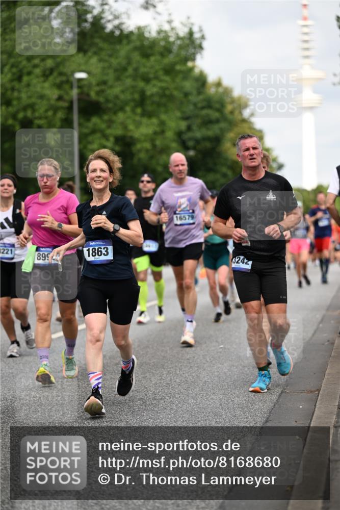 29.06.2025 - hella hamburg halbmarathon Dr. Thomas Lammeyer http://msf.ph/oto/8168680 29.06.2025 10:09:34 Kennedybrücke 1213, 1863, 2298, 3071, 3578, 4014, 4220, 4782, 4868, 5073, 5869, 6059, 7138, 7826, 8316, 8727, 8999, 9007, 9019, 9075, 9165, 9361, 9559, 9680, 9736, 9737, 9738, 10694 meine-sportfotos.de
