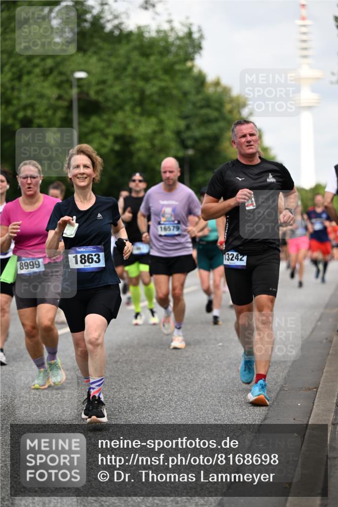29.06.2025 - hella hamburg halbmarathon Dr. Thomas Lammeyer http://msf.ph/oto/8168698 29.06.2025 10:09:34 Kennedybrücke 1213, 1863, 2298, 3071, 3578, 4014, 4220, 4782, 4868, 5073, 5869, 6059, 7138, 7826, 8316, 8727, 8999, 9007, 9019, 9075, 9165, 9361, 9559, 9680, 9736, 9737, 9738, 10694 meine-sportfotos.de