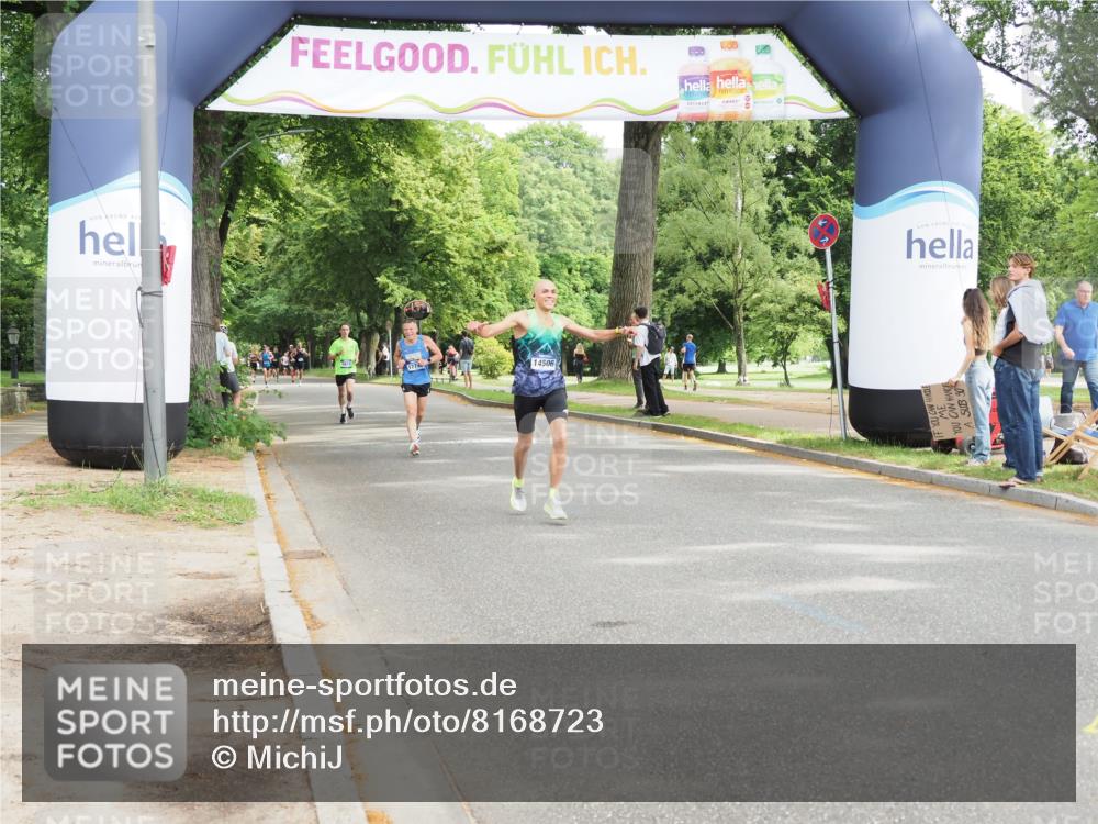 29.06.2025 - hella hamburg halbmarathon MichiJ http://msf.ph/oto/8168723 29.06.2025 10:14:44 Zwischen KM18-KM19 2892, 7142, 14506, 16361 meine-sportfotos.de