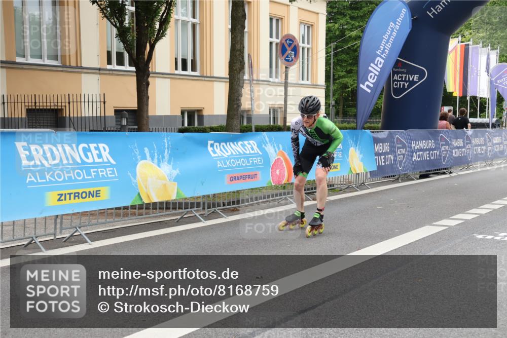 29.06.2025 - hella hamburg halbmarathon Strokosch-Dieckow http://msf.ph/oto/8168759 29.06.2025 09:07:25 Ziel 20477, 20544 meine-sportfotos.de