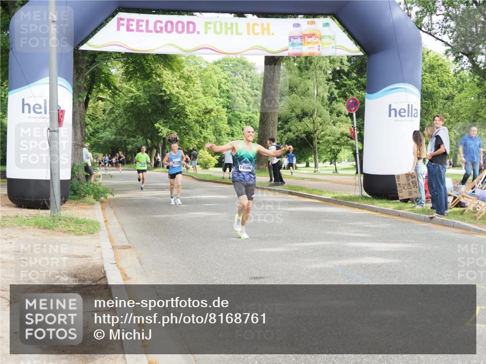 29.06.2025 - hella hamburg halbmarathon MichiJ http://msf.ph/oto/8168761 29.06.2025 10:14:44 Zwischen KM18-KM19 2892, 7142, 14506, 16361 meine-sportfotos.de