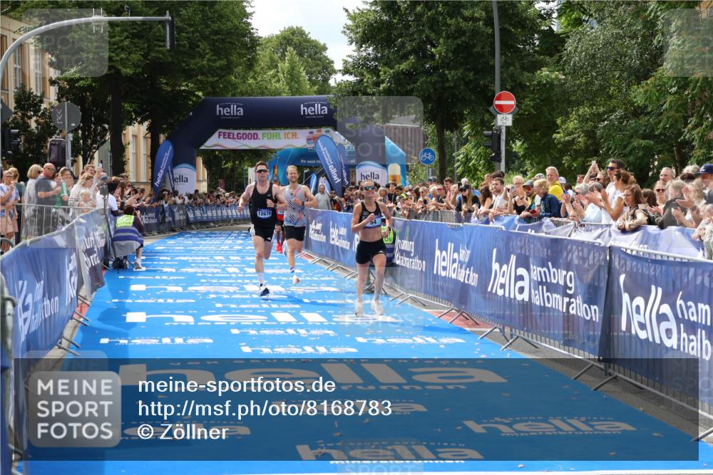 29.06.2025 - hella hamburg halbmarathon Zöllner http://msf.ph/oto/8168783 29.06.2025 10:20:18 Ziel 54, 12678, 14302, 16245 meine-sportfotos.de