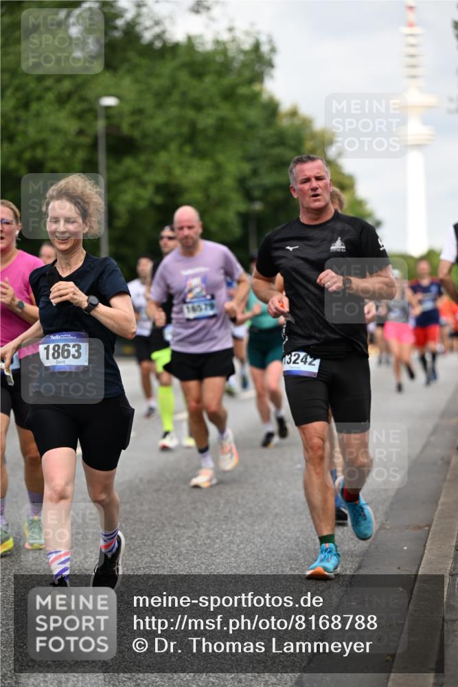 29.06.2025 - hella hamburg halbmarathon Dr. Thomas Lammeyer http://msf.ph/oto/8168788 29.06.2025 10:09:34 Kennedybrücke 1213, 1863, 2298, 3071, 3578, 4014, 4220, 4782, 4868, 5073, 5869, 6059, 7138, 7826, 8316, 8727, 8999, 9007, 9019, 9075, 9165, 9361, 9559, 9680, 9736, 9737, 9738, 10694 meine-sportfotos.de