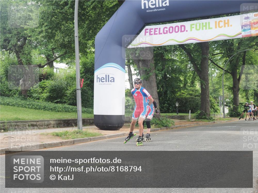 29.06.2025 - hella hamburg halbmarathon KatJ http://msf.ph/oto/8168794 29.06.2025 09:17:16 Zwischen KM18-KM19  meine-sportfotos.de