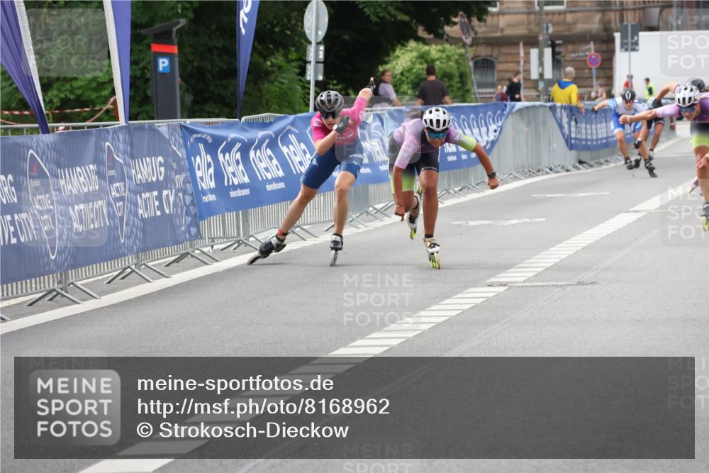 29.06.2025 - hella hamburg halbmarathon Strokosch-Dieckow http://msf.ph/oto/8168962 29.06.2025 09:07:57 Ziel 20261, 20348, 20419, 20437, 20438, 20442, 20515, 20516, 20529 meine-sportfotos.de
