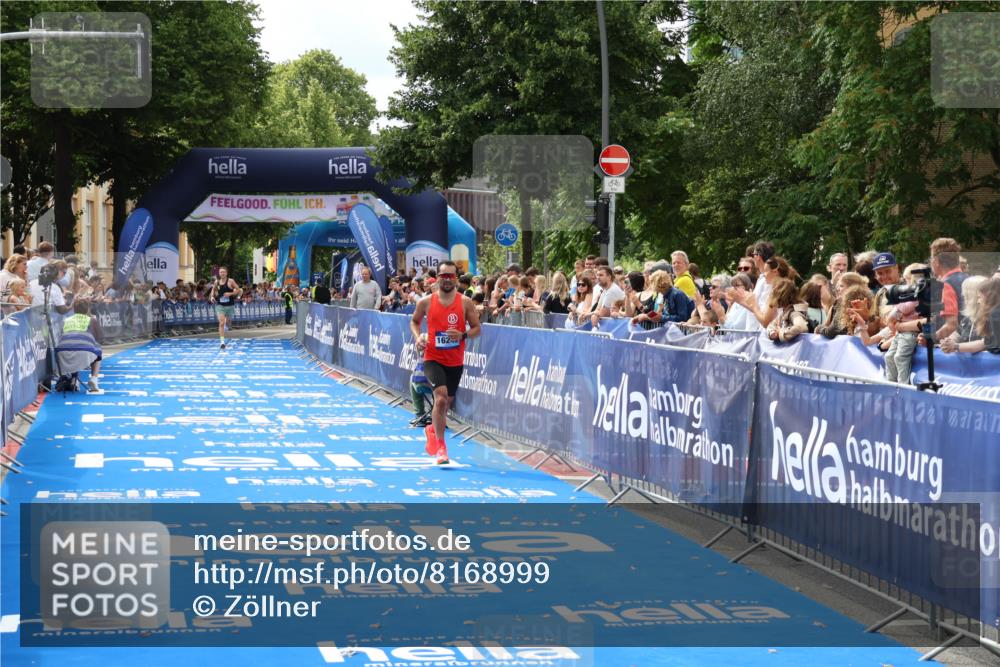 29.06.2025 - hella hamburg halbmarathon Zöllner http://msf.ph/oto/8168999 29.06.2025 10:20:23 Ziel 12373, 16245 meine-sportfotos.de