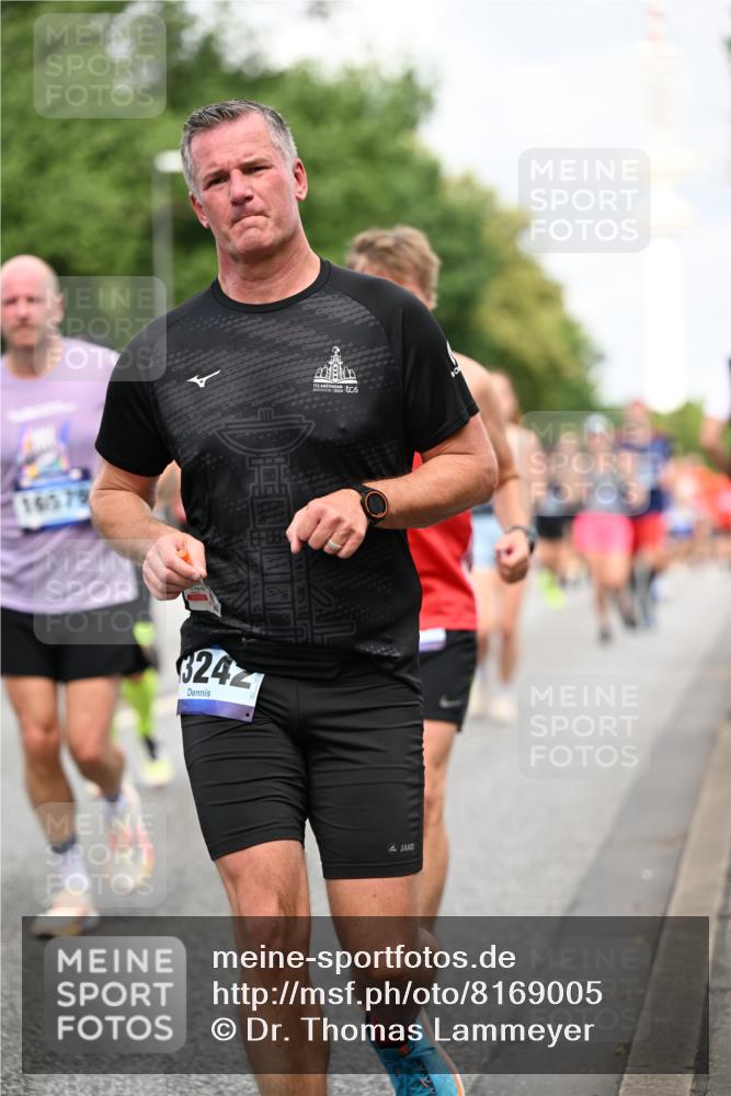 29.06.2025 - hella hamburg halbmarathon Dr. Thomas Lammeyer http://msf.ph/oto/8169005 29.06.2025 10:09:36 Kennedybrücke 1213, 1863, 2298, 3578, 4014, 4220, 4782, 4868, 5073, 5869, 6059, 7138, 7826, 8316, 8727, 8999, 9007, 9019, 9075, 9165, 9339, 9361, 9559, 9680, 9736, 9737, 9738, 10694 meine-sportfotos.de