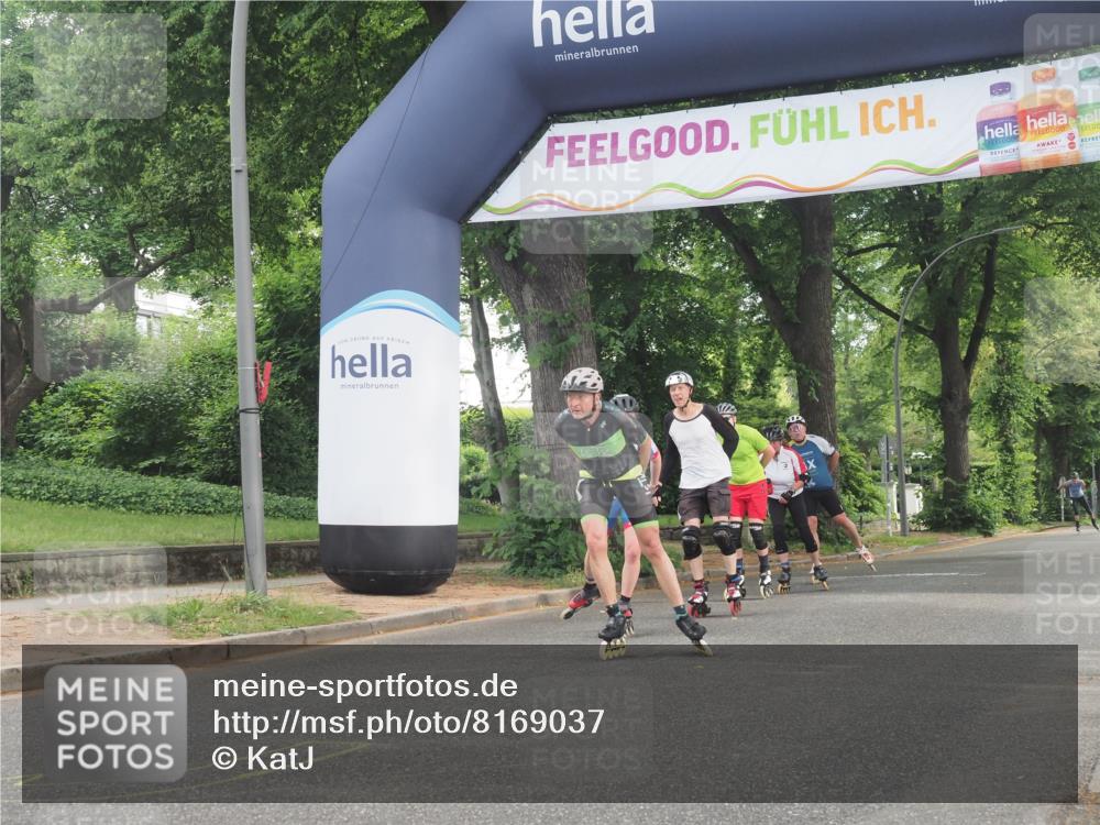 29.06.2025 - hella hamburg halbmarathon KatJ http://msf.ph/oto/8169037 29.06.2025 09:17:19 Zwischen KM18-KM19  meine-sportfotos.de