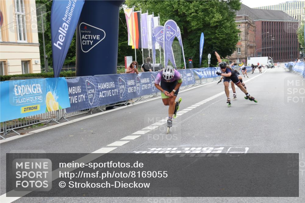 29.06.2025 - hella hamburg halbmarathon Strokosch-Dieckow http://msf.ph/oto/8169055 29.06.2025 09:08:00 Ziel 20261, 20419, 20437, 20438, 20442, 20515, 20516 meine-sportfotos.de