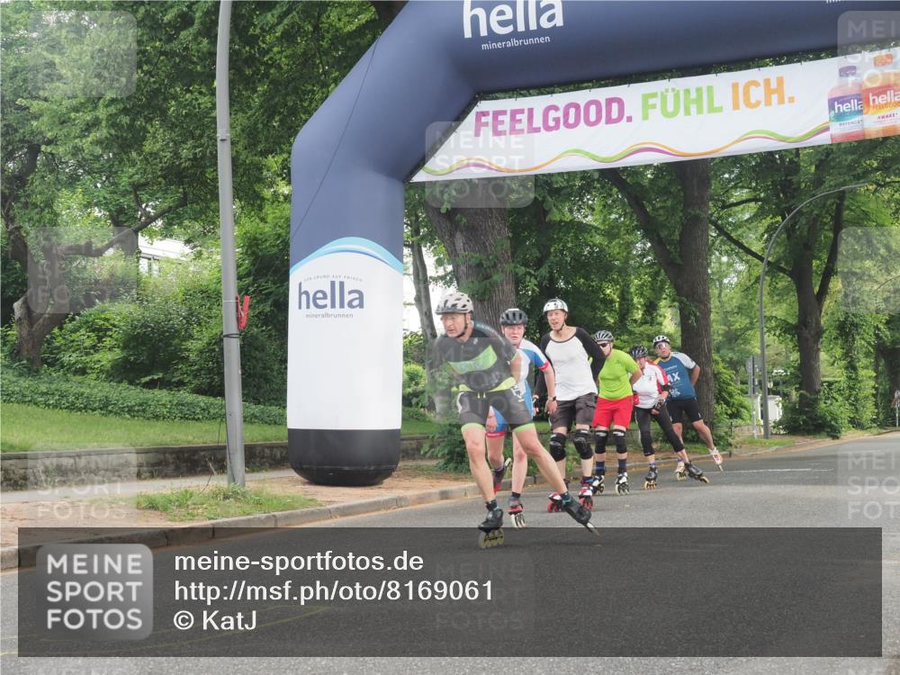 29.06.2025 - hella hamburg halbmarathon KatJ http://msf.ph/oto/8169061 29.06.2025 09:17:19 Zwischen KM18-KM19  meine-sportfotos.de