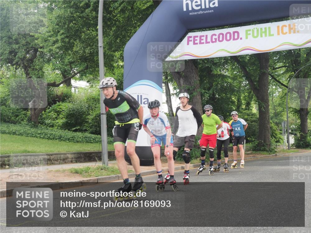 29.06.2025 - hella hamburg halbmarathon KatJ http://msf.ph/oto/8169093 29.06.2025 09:17:20 Zwischen KM18-KM19  meine-sportfotos.de