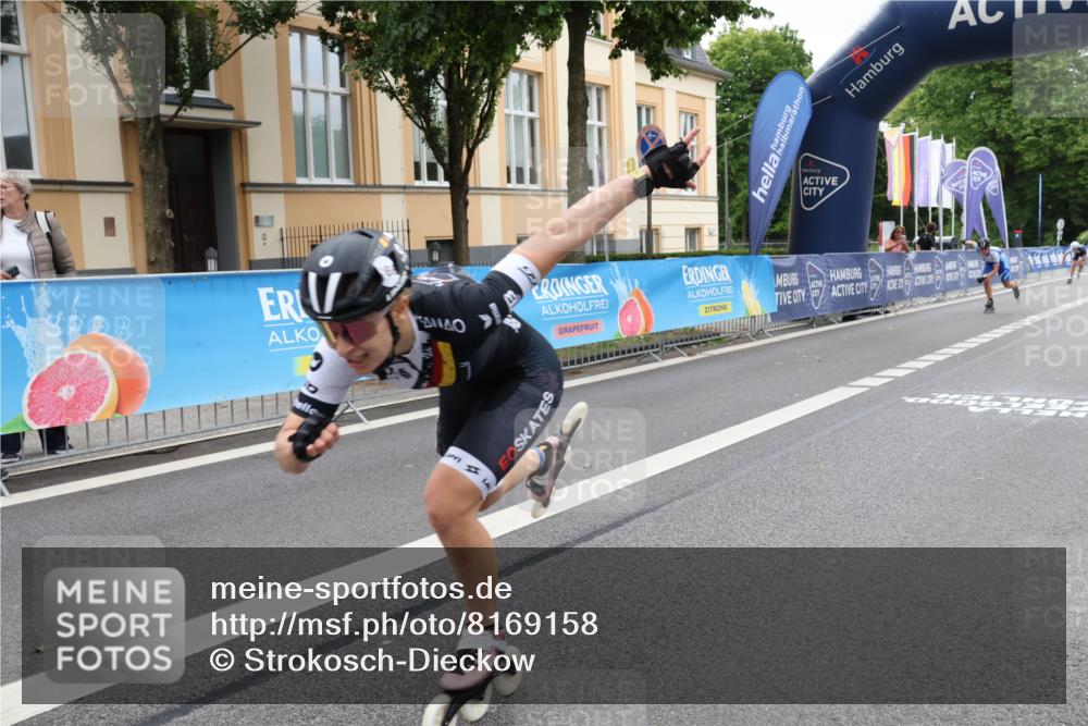 29.06.2025 - hella hamburg halbmarathon Strokosch-Dieckow http://msf.ph/oto/8169158 29.06.2025 09:08:02 Ziel 20261, 20419, 20437, 20442 meine-sportfotos.de