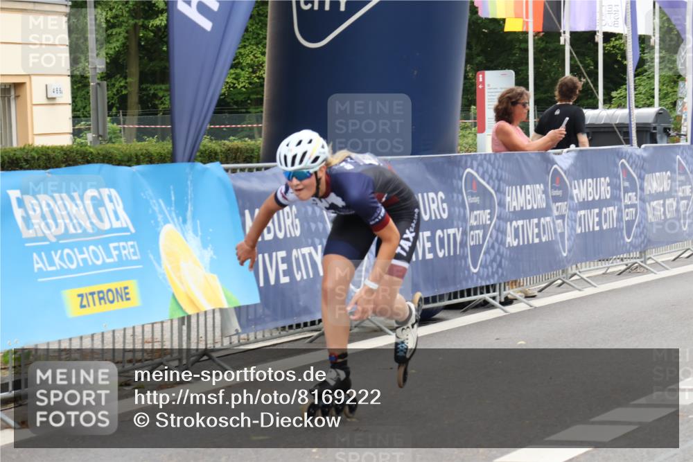 29.06.2025 - hella hamburg halbmarathon Strokosch-Dieckow http://msf.ph/oto/8169222 29.06.2025 09:08:04 Ziel 20261, 20437, 20442 meine-sportfotos.de