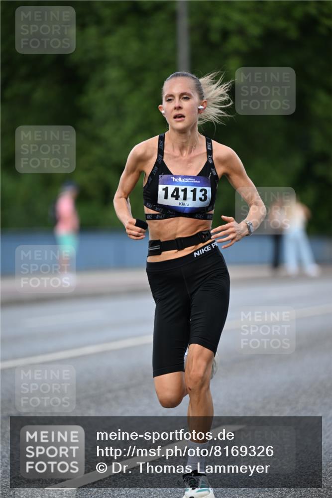 29.06.2025 - hella hamburg halbmarathon Dr. Thomas Lammeyer http://msf.ph/oto/8169326 29.06.2025 09:45:30 Kennedybrücke 2604, 10468, 10485 meine-sportfotos.de