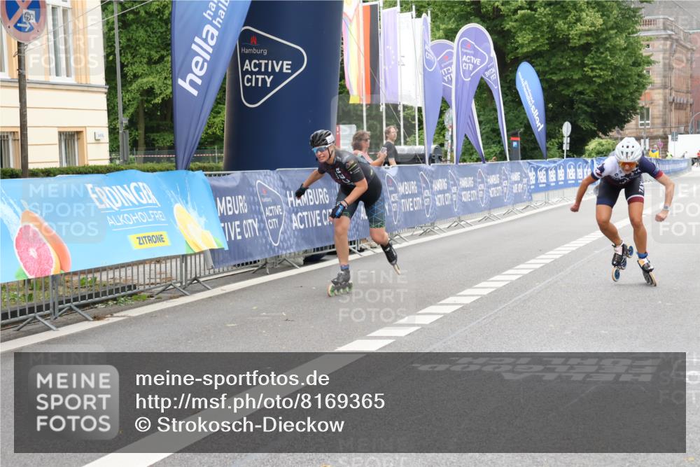 29.06.2025 - hella hamburg halbmarathon Strokosch-Dieckow http://msf.ph/oto/8169365 29.06.2025 09:08:08 Ziel 20261, 20442 meine-sportfotos.de
