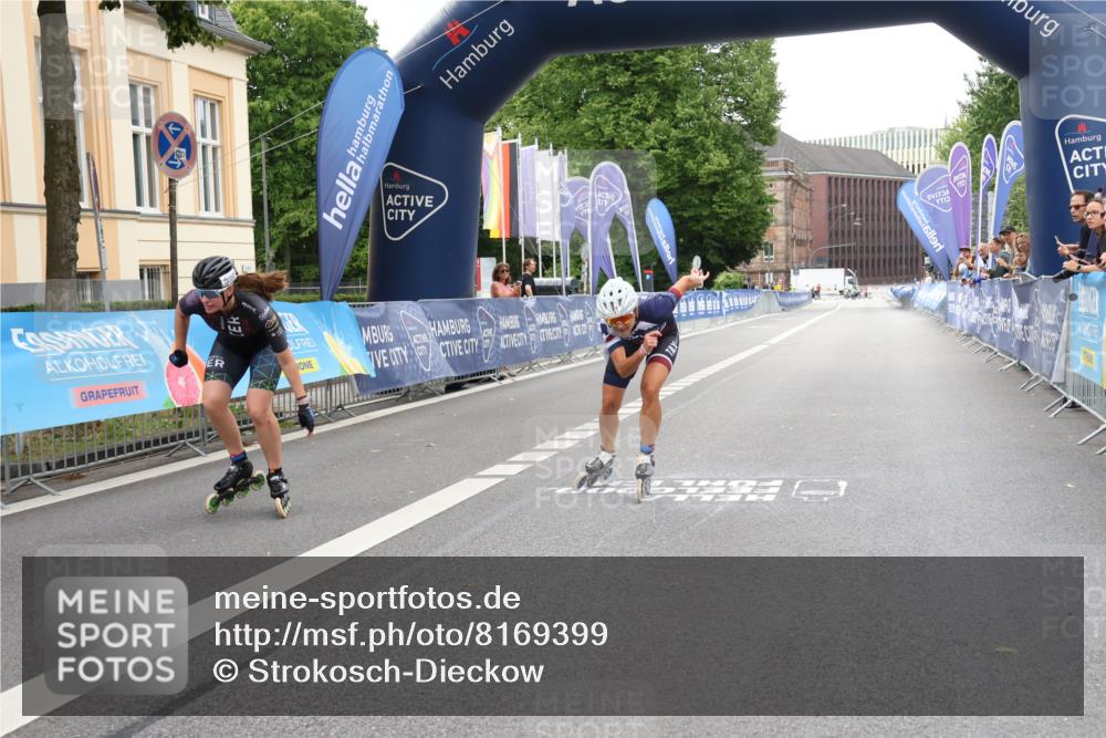 29.06.2025 - hella hamburg halbmarathon Strokosch-Dieckow http://msf.ph/oto/8169399 29.06.2025 09:08:08 Ziel 20261, 20442 meine-sportfotos.de