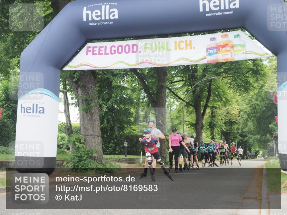 29.06.2025 - hella hamburg halbmarathon KatJ http://msf.ph/oto/8169583 29.06.2025 09:18:01 Zwischen KM18-KM19  meine-sportfotos.de