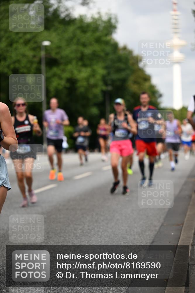 29.06.2025 - hella hamburg halbmarathon Dr. Thomas Lammeyer http://msf.ph/oto/8169590 29.06.2025 10:09:39 Kennedybrücke 1863, 2288, 2298, 3461, 3578, 4014, 4220, 4782, 4868, 5073, 6059, 7138, 8316, 8727, 8999, 9007, 9019, 9075, 9165, 9339, 9361, 9559, 9680, 9736, 9737, 9738, 10694 meine-sportfotos.de