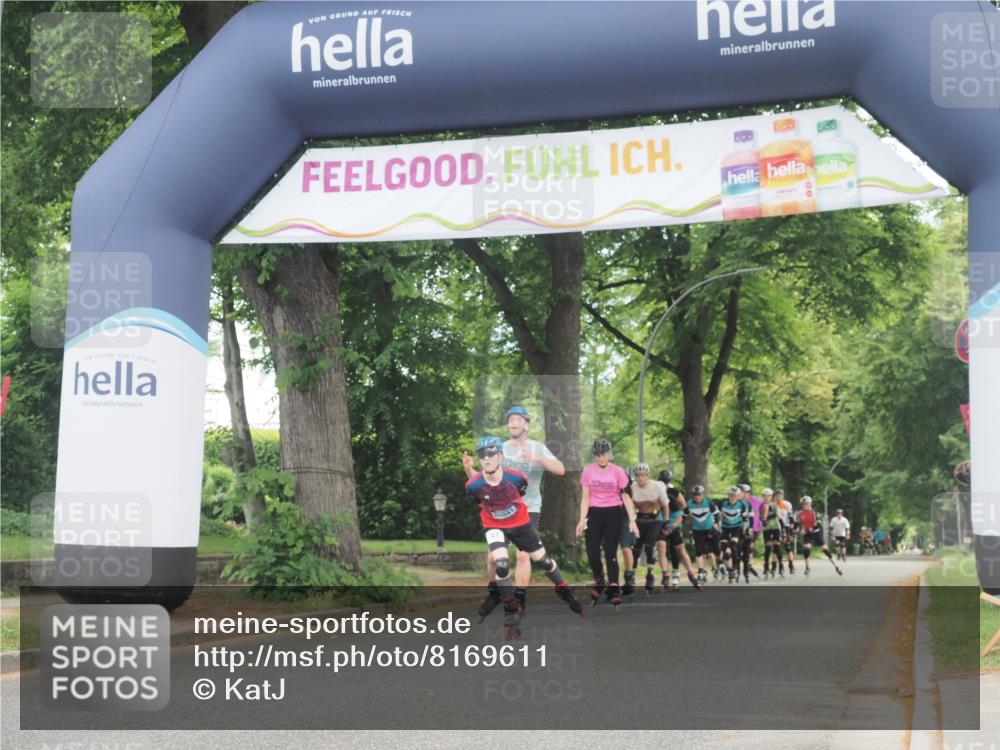 29.06.2025 - hella hamburg halbmarathon KatJ http://msf.ph/oto/8169611 29.06.2025 09:18:01 Zwischen KM18-KM19  meine-sportfotos.de