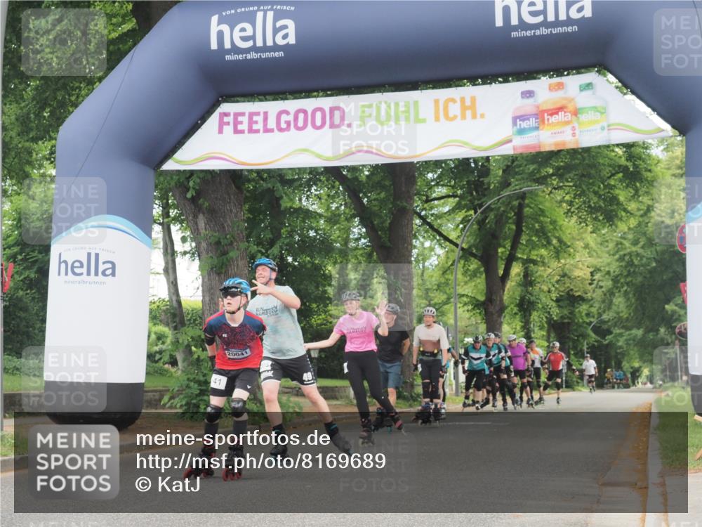 29.06.2025 - hella hamburg halbmarathon KatJ http://msf.ph/oto/8169689 29.06.2025 09:18:02 Zwischen KM18-KM19  meine-sportfotos.de