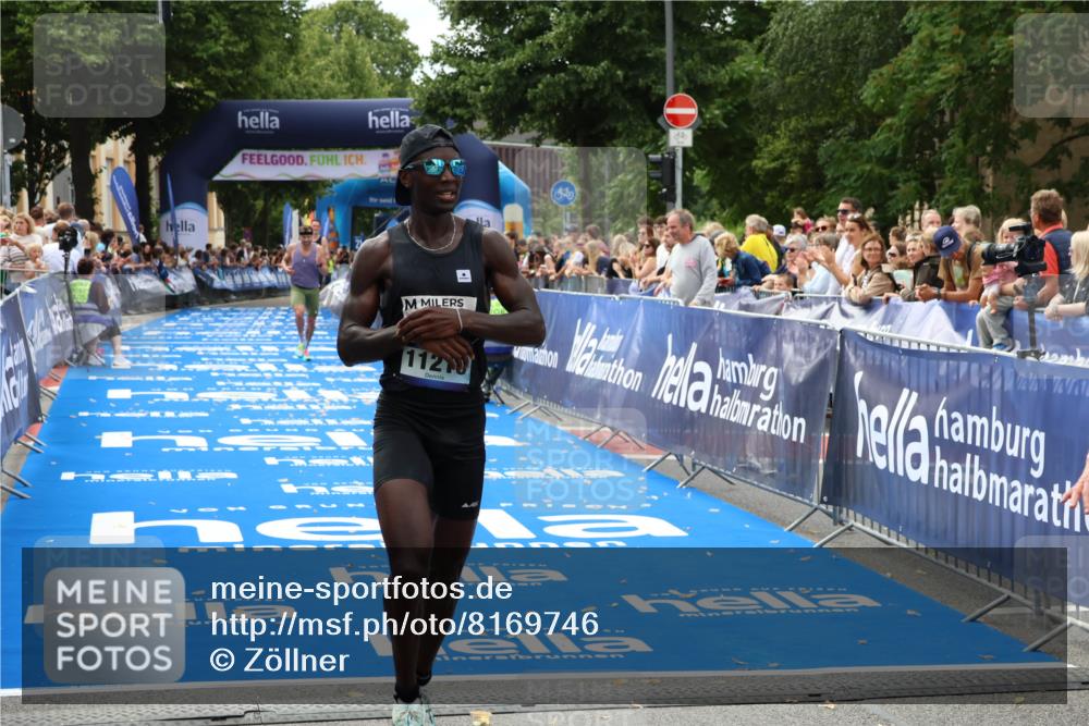 29.06.2025 - hella hamburg halbmarathon Zöllner http://msf.ph/oto/8169746 29.06.2025 10:21:00 Ziel 6530, 11210, 14766, 19075 meine-sportfotos.de