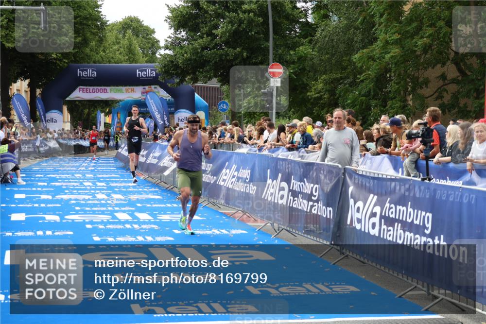 29.06.2025 - hella hamburg halbmarathon Zöllner http://msf.ph/oto/8169799 29.06.2025 10:21:03 Ziel 6530, 19075 meine-sportfotos.de