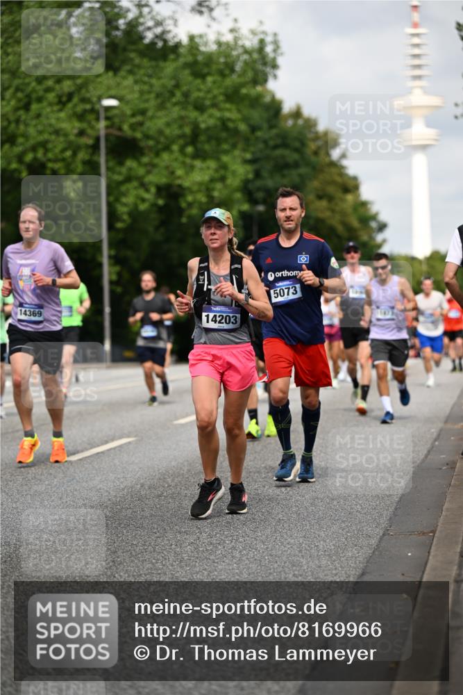 29.06.2025 - hella hamburg halbmarathon Dr. Thomas Lammeyer http://msf.ph/oto/8169966 29.06.2025 10:09:41 Kennedybrücke 1863, 2288, 2298, 3461, 3578, 4014, 4220, 4782, 4868, 5073, 6059, 7138, 8316, 8727, 8999, 9007, 9019, 9075, 9165, 9339, 9361, 9559, 9680, 9736, 9737, 9738, 10694 meine-sportfotos.de