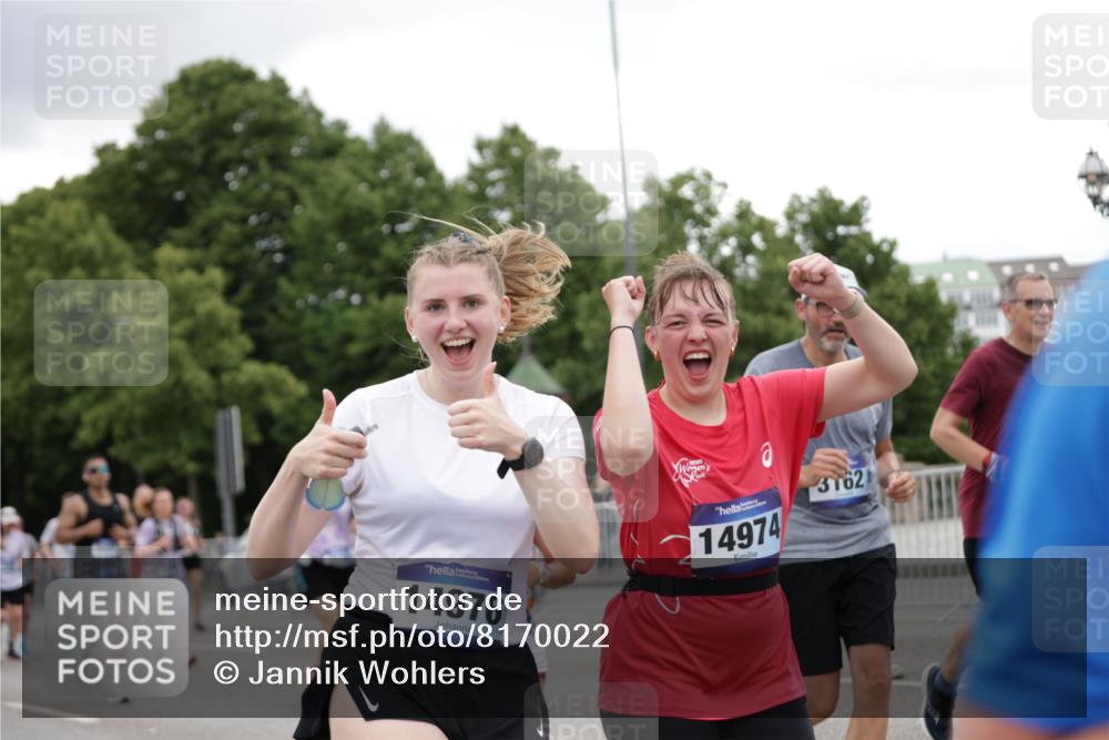 29.06.2025 - hella hamburg halbmarathon Jannik Wohlers http://msf.ph/oto/8170022 29.06.2025 11:06:19 Lombardsbrücke 1153, 1447, 1489, 2458, 2772, 3000, 3110, 3162, 3211, 3911, 3948, 3949, 4163, 4343, 4876, 4928, 5043, 5133, 5175, 5200, 6005, 6431, 6432, 6865, 7573, 7590, 8400, 8678, 8837, 8838, 9175, 9724, 9851, 9863, 9866, 9954, 10087, 10347, 10363, 11330, 11704, 12387, 12647, 13219, 13576, 13641, 13762, 14427, 14974, 14976, 15396, 15718, 16216, 16853, 17285, 18025, 18448, 18621 meine-sportfotos.de