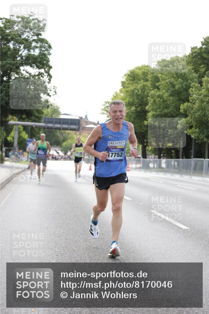 29.06.2025 - hella hamburg halbmarathon Jannik Wohlers http://msf.ph/oto/8170046 29.06.2025 09:41:34 Lombardsbrücke 1241, 2604, 2892, 4128, 6559, 7142, 7862, 10485, 11965, 12067, 13440, 13751, 14019, 14107, 14506, 16169, 17003, 17752, 18124, 18897 meine-sportfotos.de