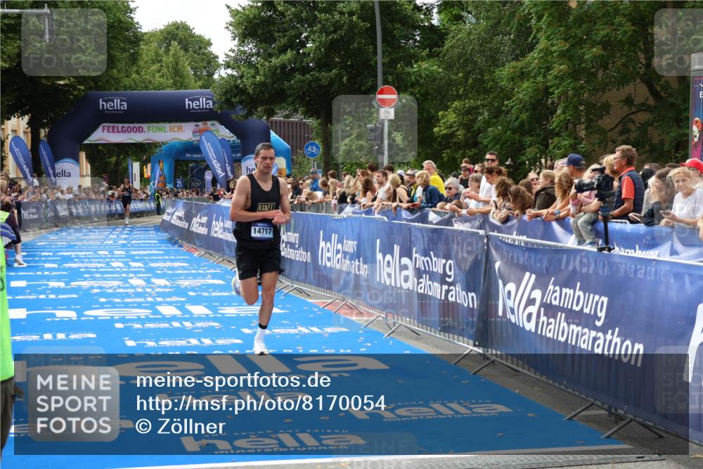 29.06.2025 - hella hamburg halbmarathon Zöllner http://msf.ph/oto/8170054 29.06.2025 10:21:15 Ziel 14717 meine-sportfotos.de