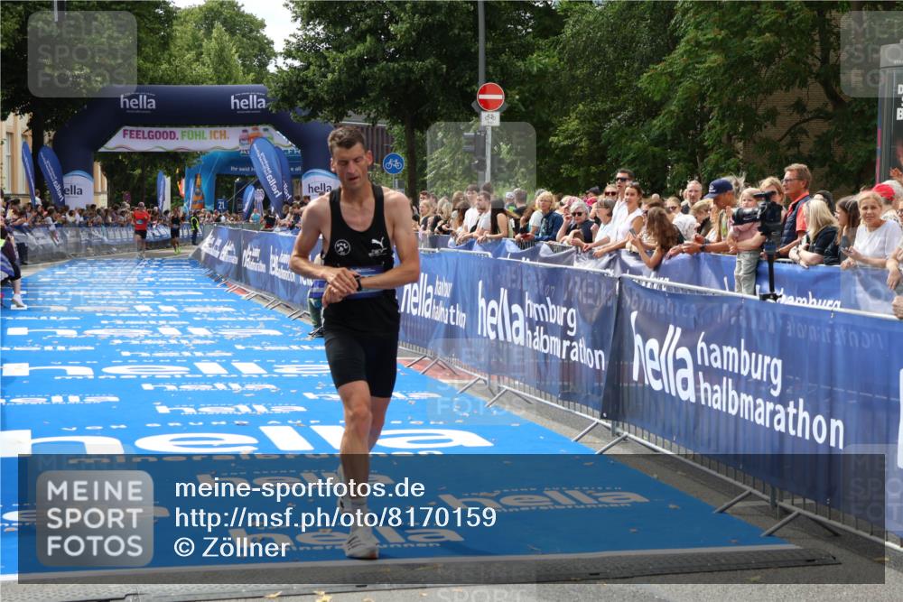 29.06.2025 - hella hamburg halbmarathon Zöllner http://msf.ph/oto/8170159 29.06.2025 10:21:28 Ziel 14933 meine-sportfotos.de