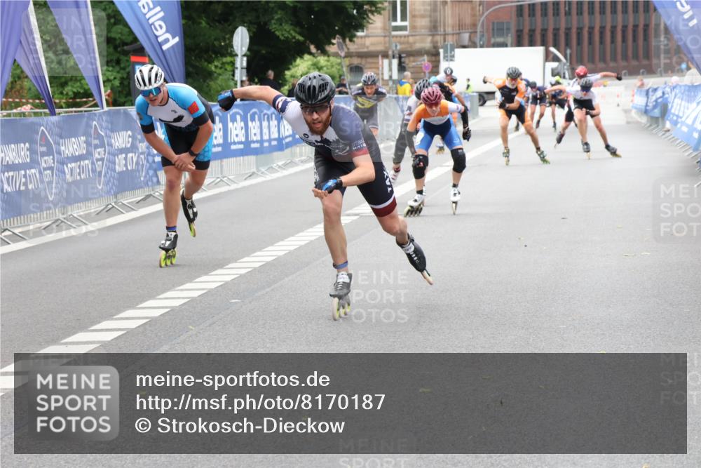 29.06.2025 - hella hamburg halbmarathon Strokosch-Dieckow http://msf.ph/oto/8170187 29.06.2025 09:09:21 Ziel 20093, 20103, 20190, 20210, 20390, 20399, 20410, 20425, 20445, 20450, 20472, 20491 meine-sportfotos.de