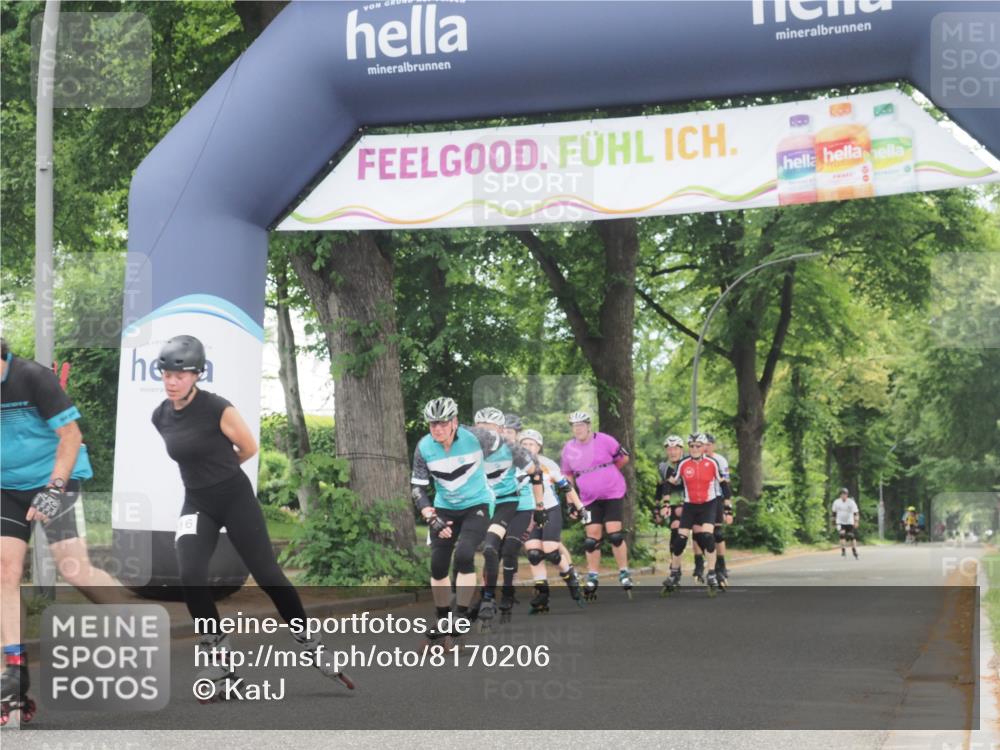 29.06.2025 - hella hamburg halbmarathon KatJ http://msf.ph/oto/8170206 29.06.2025 09:18:04 Zwischen KM18-KM19  meine-sportfotos.de
