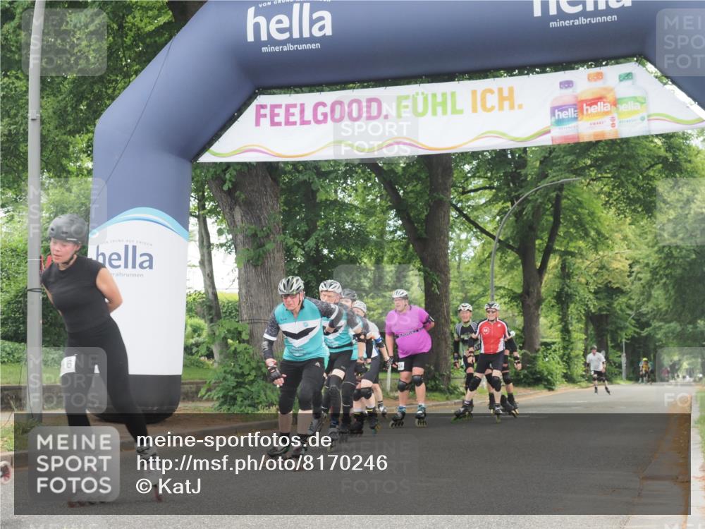 29.06.2025 - hella hamburg halbmarathon KatJ http://msf.ph/oto/8170246 29.06.2025 09:18:04 Zwischen KM18-KM19  meine-sportfotos.de