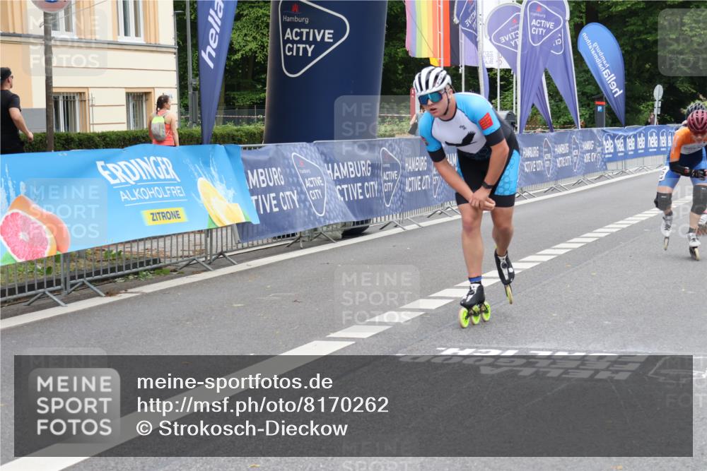 29.06.2025 - hella hamburg halbmarathon Strokosch-Dieckow http://msf.ph/oto/8170262 29.06.2025 09:09:23 Ziel 20093, 20103, 20190, 20210, 20390, 20399, 20410, 20425, 20440, 20445, 20450, 20472 meine-sportfotos.de