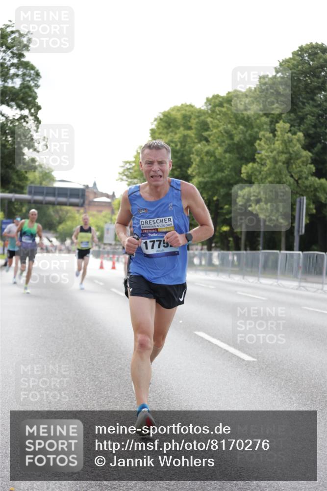 29.06.2025 - hella hamburg halbmarathon Jannik Wohlers http://msf.ph/oto/8170276 29.06.2025 09:41:34 Lombardsbrücke 1241, 2604, 2892, 4128, 6559, 7142, 7862, 10485, 11965, 12067, 13440, 13751, 14019, 14107, 14506, 16169, 17003, 17752, 18124, 18897 meine-sportfotos.de