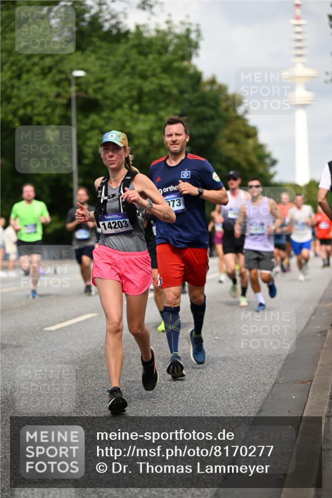 29.06.2025 - hella hamburg halbmarathon Dr. Thomas Lammeyer http://msf.ph/oto/8170277 29.06.2025 10:09:42 Kennedybrücke 1863, 2288, 2298, 3461, 3578, 4014, 4220, 4782, 4868, 5073, 6059, 7138, 8316, 8727, 8999, 9007, 9019, 9075, 9165, 9339, 9361, 9559, 9680, 9736, 9737, 9738, 10343, 10694 meine-sportfotos.de