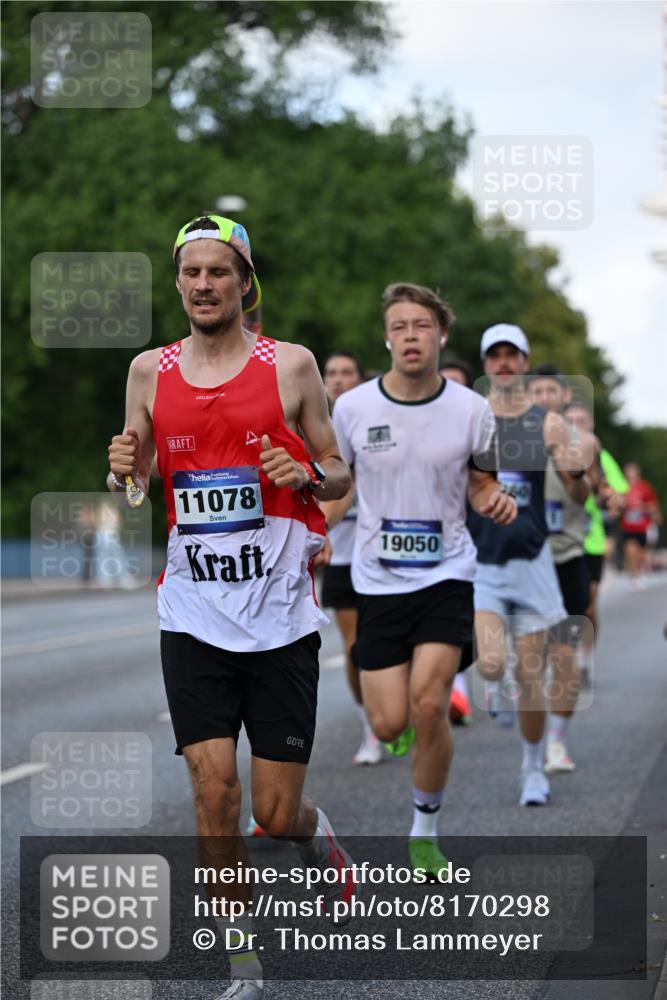 29.06.2025 - hella hamburg halbmarathon Dr. Thomas Lammeyer http://msf.ph/oto/8170298 29.06.2025 09:45:50 Kennedybrücke 5612, 7331, 7855, 9269, 10468, 11078, 11228 meine-sportfotos.de
