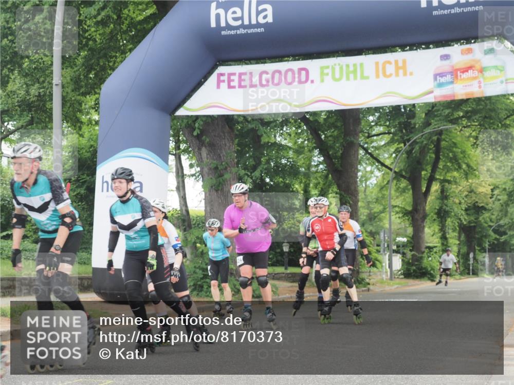 29.06.2025 - hella hamburg halbmarathon KatJ http://msf.ph/oto/8170373 29.06.2025 09:18:05 Zwischen KM18-KM19  meine-sportfotos.de