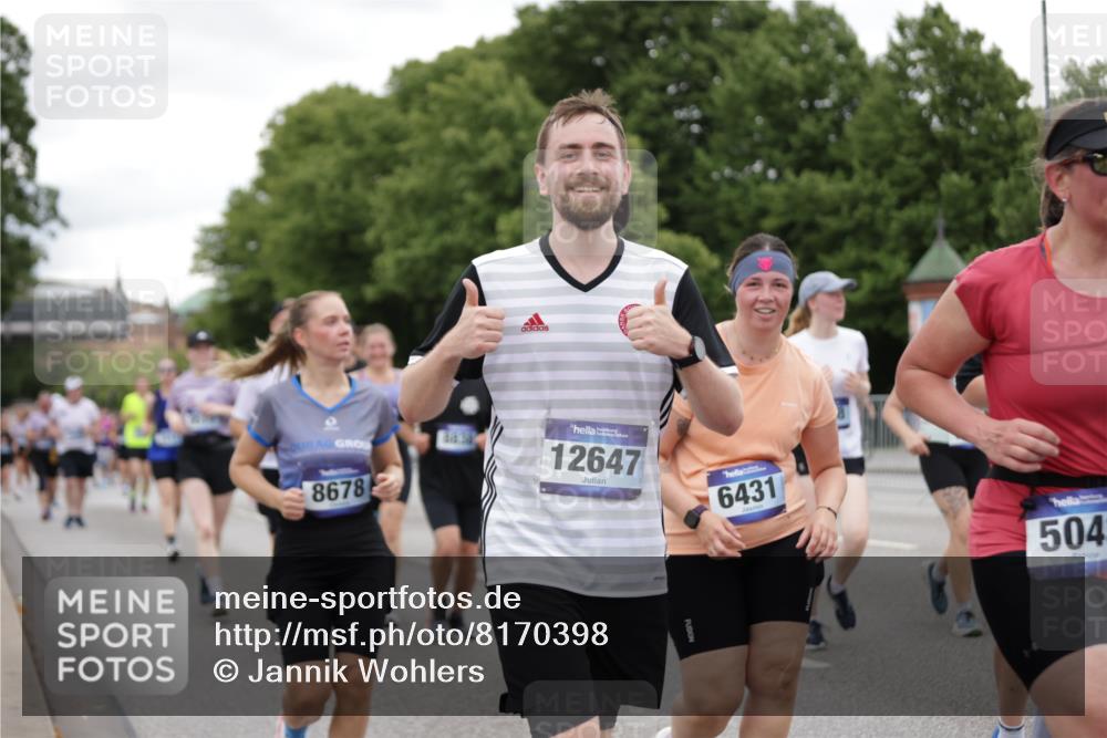 29.06.2025 - hella hamburg halbmarathon Jannik Wohlers http://msf.ph/oto/8170398 29.06.2025 11:06:29 Lombardsbrücke 1153, 1350, 1447, 1489, 2014, 2187, 2458, 2646, 2648, 3000, 3110, 3211, 3846, 4777, 4781, 4875, 4876, 4912, 4928, 5043, 5200, 6005, 6180, 6299, 6431, 6432, 6507, 6510, 6865, 8078, 8400, 8678, 8837, 8838, 9175, 9511, 9724, 9851, 9866, 9867, 9880, 9954, 10087, 10169, 10347, 10779, 10861, 11258, 11330, 12120, 12647, 13576, 15396, 15533, 15534, 16783, 17285, 17607, 17610, 18025, 18984, 19044 meine-sportfotos.de