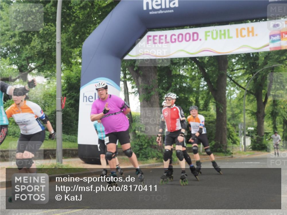 29.06.2025 - hella hamburg halbmarathon KatJ http://msf.ph/oto/8170411 29.06.2025 09:18:06 Zwischen KM18-KM19  meine-sportfotos.de