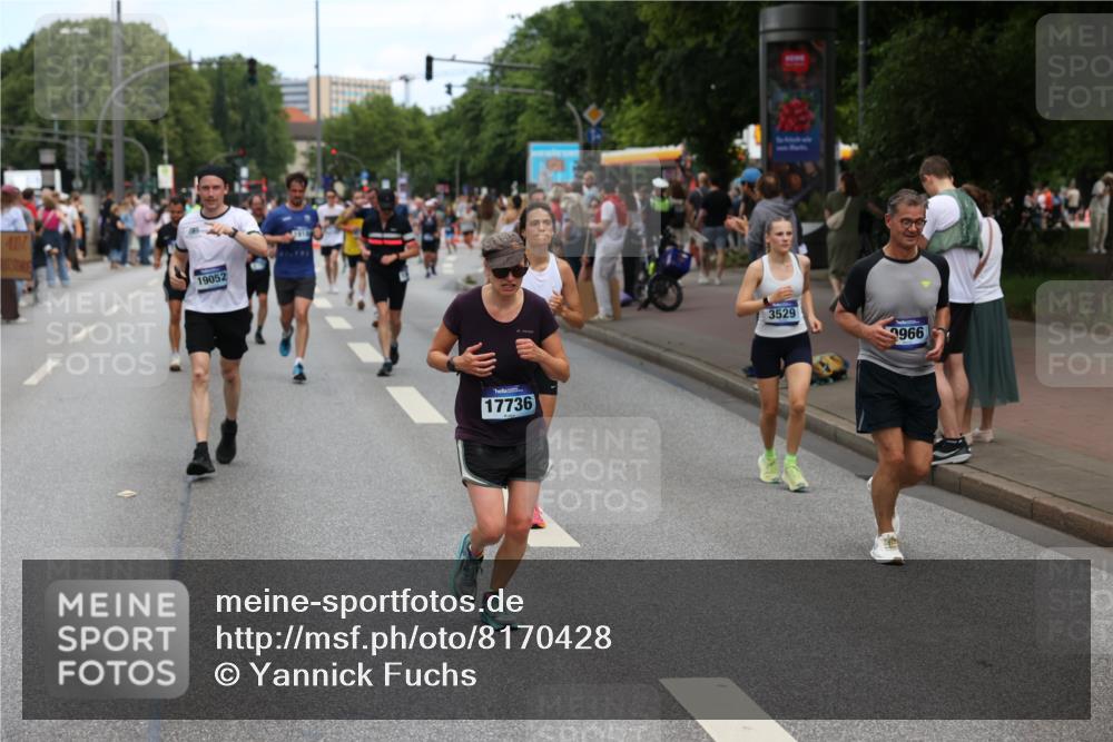 29.06.2025 - hella hamburg halbmarathon Yannick Fuchs http://msf.ph/oto/8170428 29.06.2025 11:19:02 20KM 1458, 1773, 2271, 3247, 3363, 3529, 4113, 4166, 4793, 5041, 5171, 5429, 6556, 6676, 6736, 7519, 7808, 7945, 9152, 9327, 9576, 9642, 9966, 10167, 10172, 10550, 10754, 11376, 12500, 12996, 13460, 13829, 15129, 15757, 16038, 16673, 17496, 17593, 17594, 17736, 17954, 18172, 18661, 18755, 19052, 19154, 19180 meine-sportfotos.de