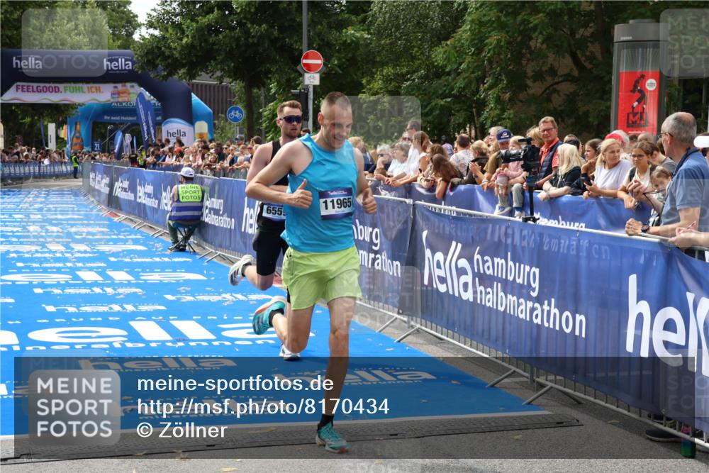 29.06.2025 - hella hamburg halbmarathon Zöllner http://msf.ph/oto/8170434 29.06.2025 10:21:45 Ziel 6559, 11965 meine-sportfotos.de