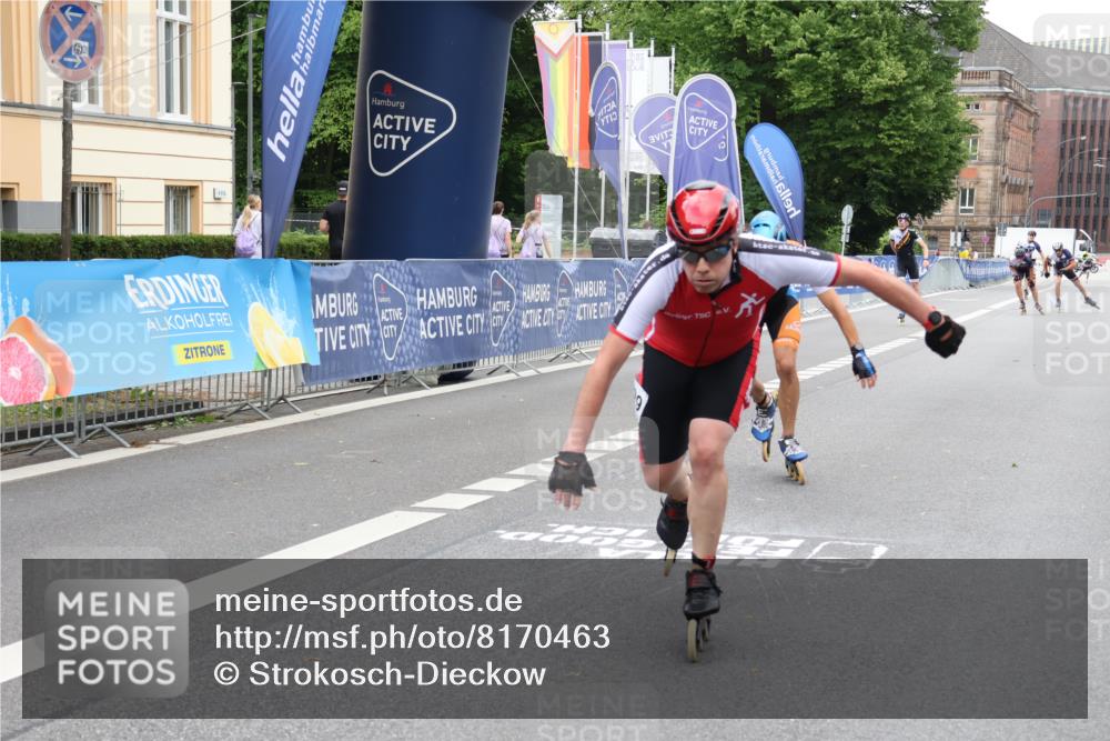 29.06.2025 - hella hamburg halbmarathon Strokosch-Dieckow http://msf.ph/oto/8170463 29.06.2025 09:09:27 Ziel 20410, 20425, 20440, 20445, 20450 meine-sportfotos.de